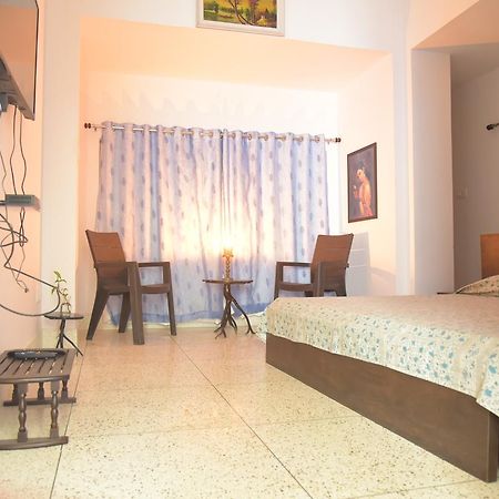 Mahavir Niwas Bed & Breakfast Удайпур Екстериор снимка
