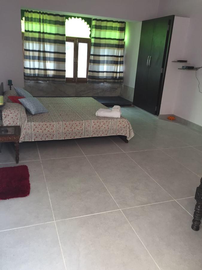 Mahavir Niwas Bed & Breakfast Удайпур Екстериор снимка