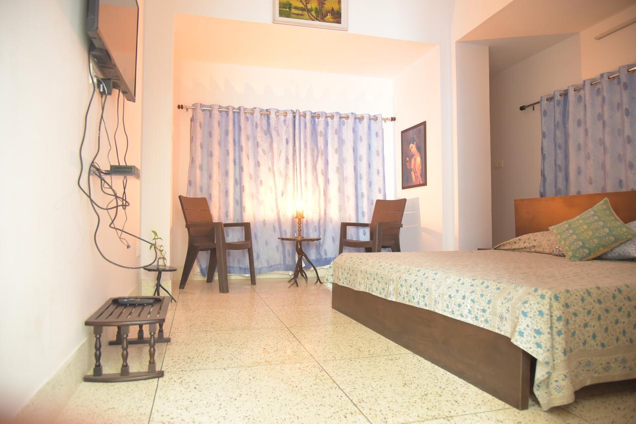 Mahavir Niwas Bed & Breakfast Удайпур Екстериор снимка