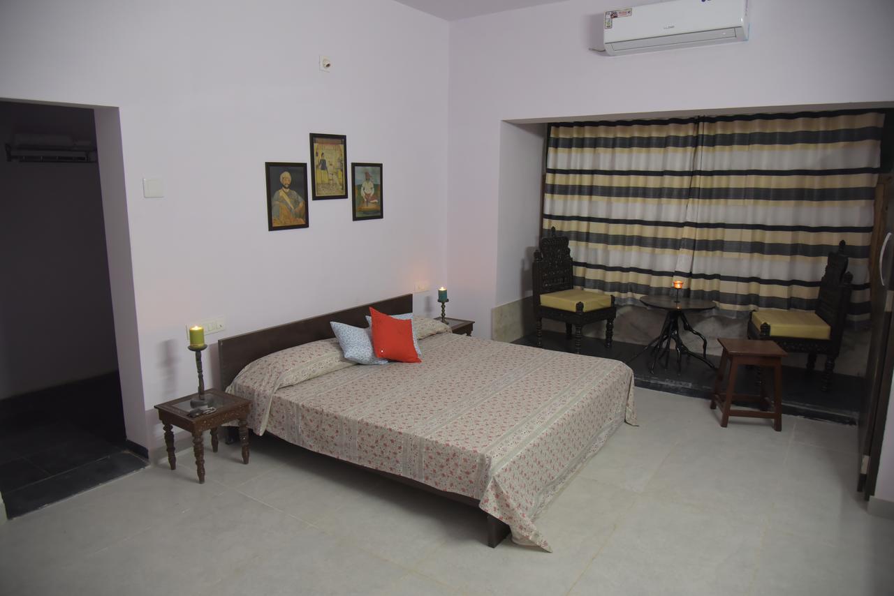 Mahavir Niwas Bed & Breakfast Удайпур Екстериор снимка