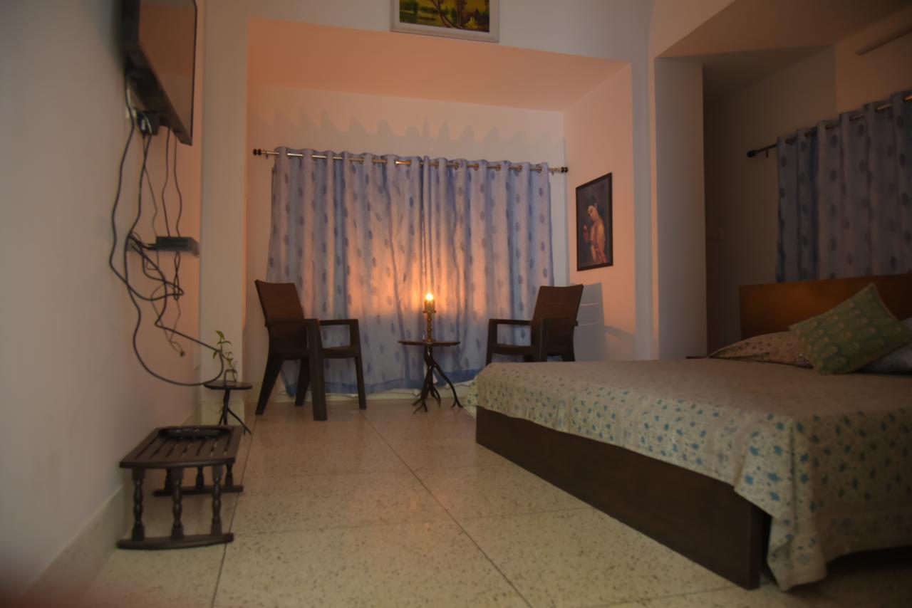 Mahavir Niwas Bed & Breakfast Удайпур Екстериор снимка